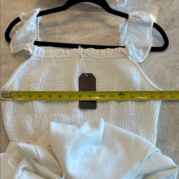 Chic White Sleeveless Maxi Dress - Picture 8 of 8